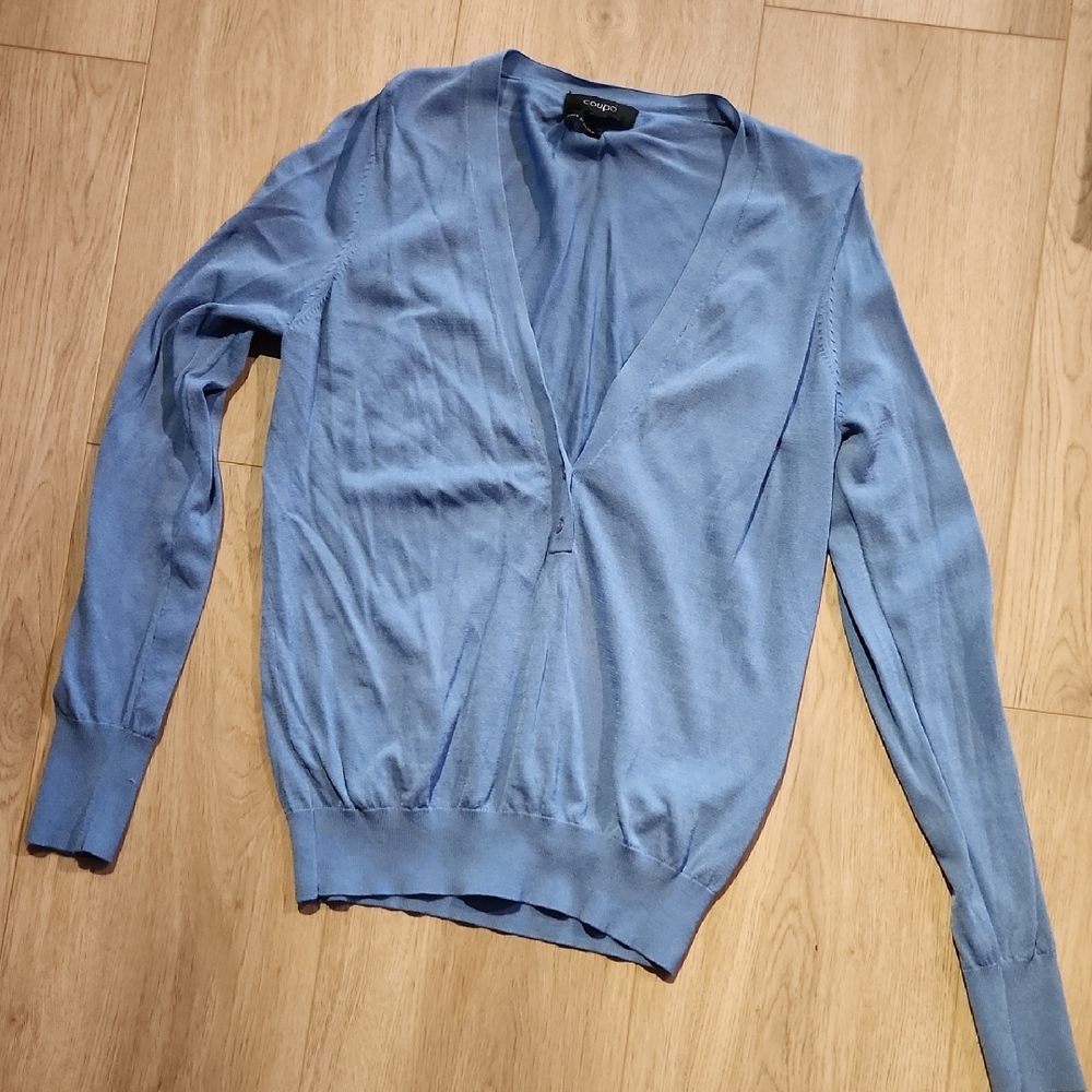 Elegant Sky Blue V-Neck Sweater